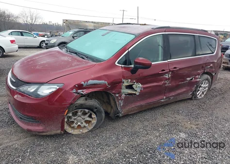 2020 Chrysler Voyager Lxi из США, поврежденный, VIN 2C4RC1DG7LR163654